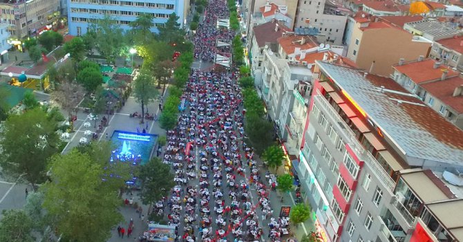 28 Mayıs İzmir İftar Vakti | İzmir İmsakiyesi 2017