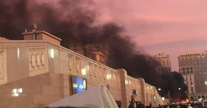 Suudi Arabistan'da patlama: 2'si polis 6 ölü