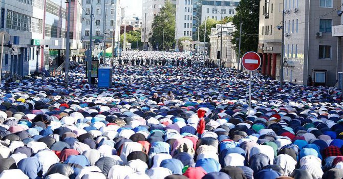 İslam dünyası bayramı kutluyor!