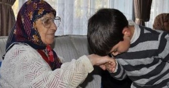 El öpmenin dini hükmü nedir?