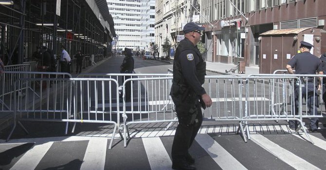  ABD'de polisin siyahi kişiyi öldürmesi protesto ediliyor