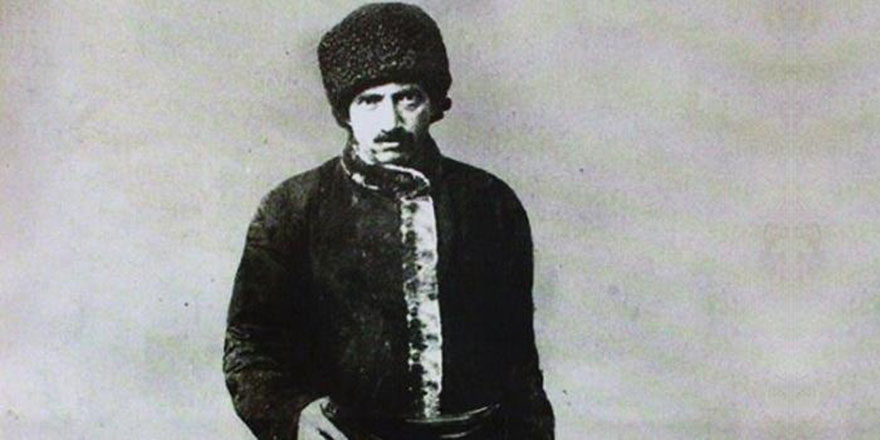 İhtirasına mani herşeyi, dünyayı ve insanları mahvetmek ister