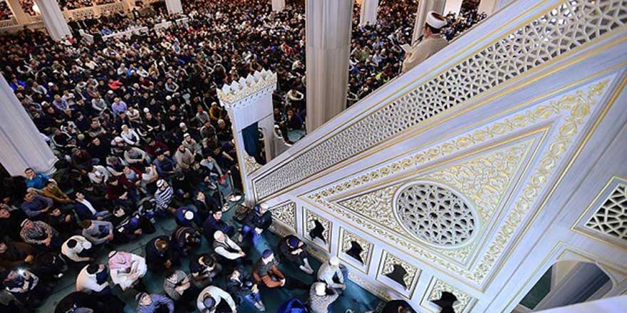 Cuma hutbesini Kudüs'e ayırın çağrısı