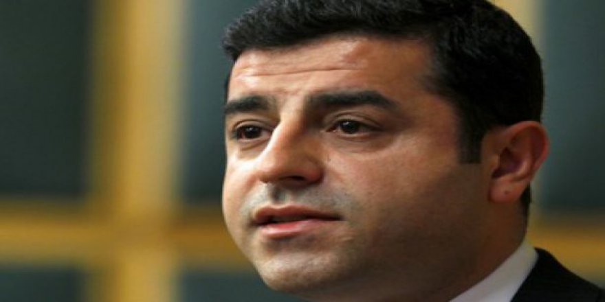 Selahattin Demirtaş ve Figen Yüksekdağ gözaltında