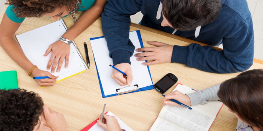 Üniversite adaylarına tercih yaparken çok dikkatli davranmalı