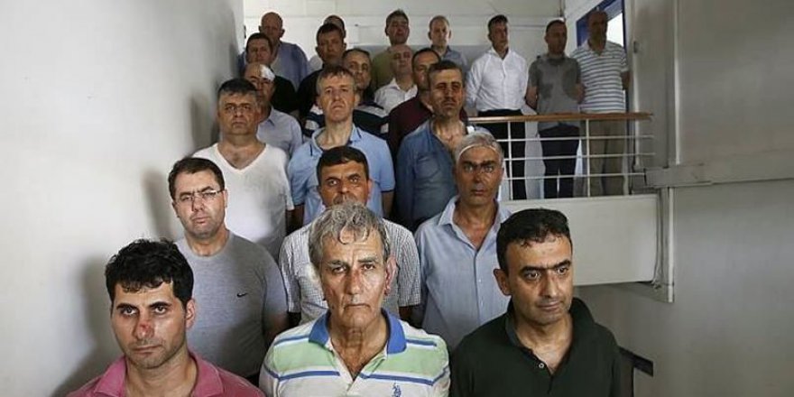 Darbeciler dolara yatırım yapmış, eşlerinden boşanmış.