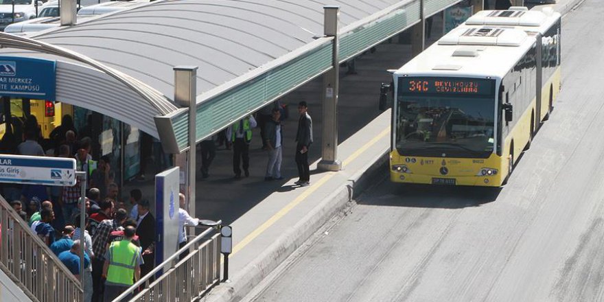 Mustafa Cambaz'ın adı metrobüs durağına verildi