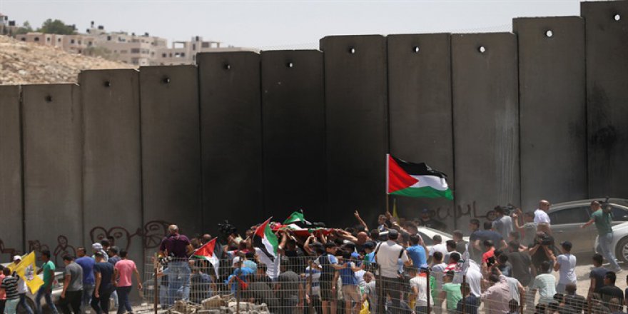 İsrailli aileler Binyamin Netanyahu'nun soruşturulmasını istiyor