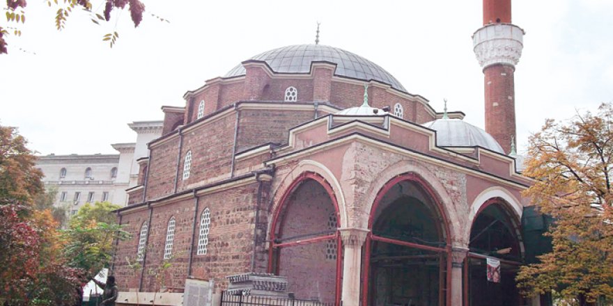 Sela okuyan cami görevlisini yaralayan alçak yakalandı