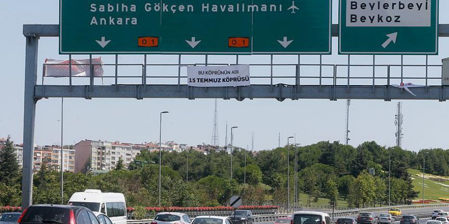 Panolara 'Şehitler Köprüsü' yazıldı