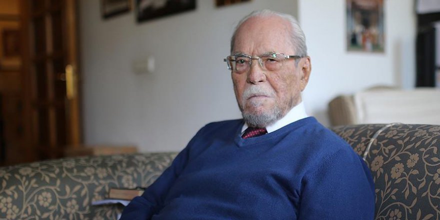 İnalcık Fatih Camii'ne defnedilecek!