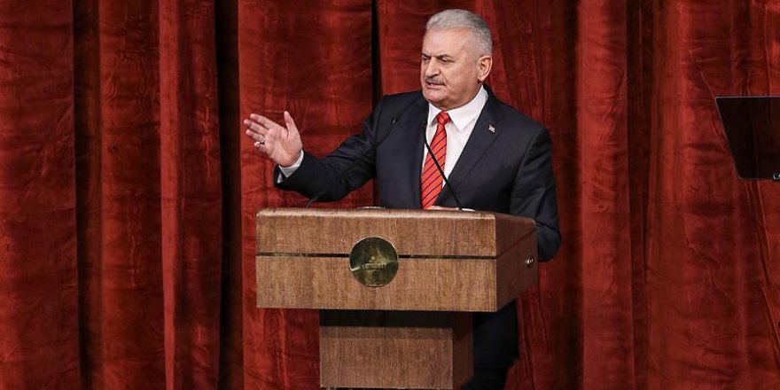 Hakkın ve halkın gücü tankın gücünü yenmiştir