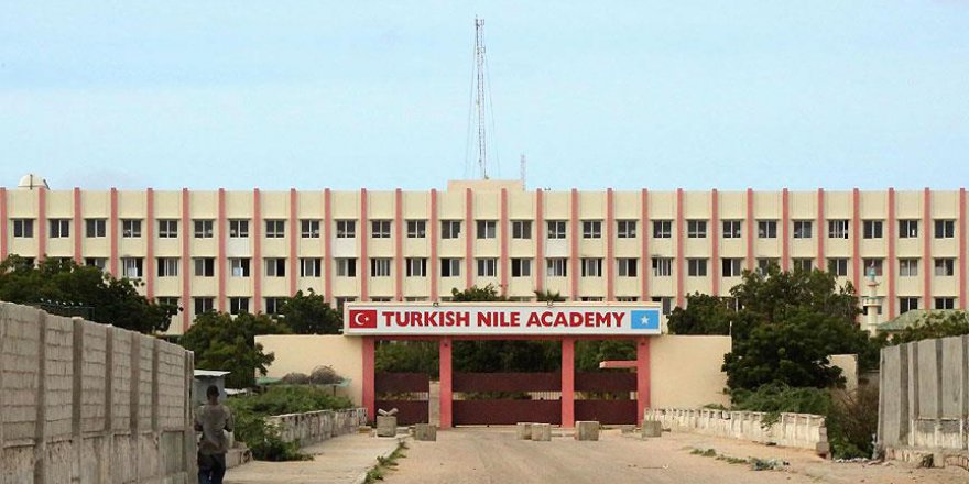 'Somali'de FETÖ'nün eğitimdeki boşluğunu Türk hükümeti dolduracak'