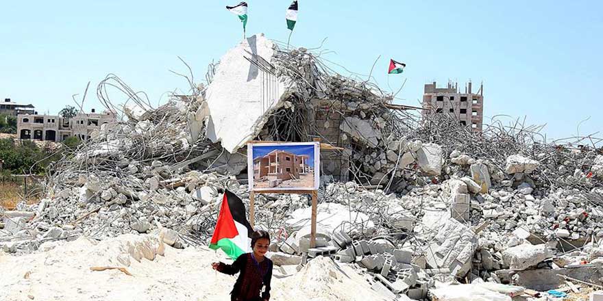 İsrail'in hedefi Filistinlilere etnik temizlik