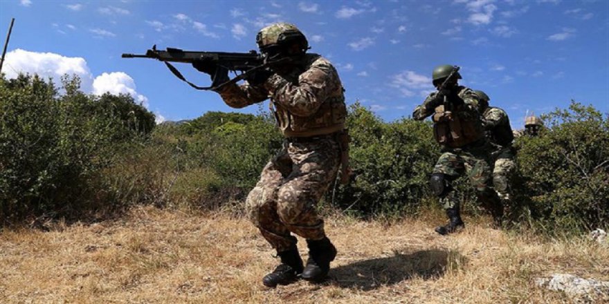 Özel Kuvvetler'de FETÖ temizliği: 90 asker tutuklandı