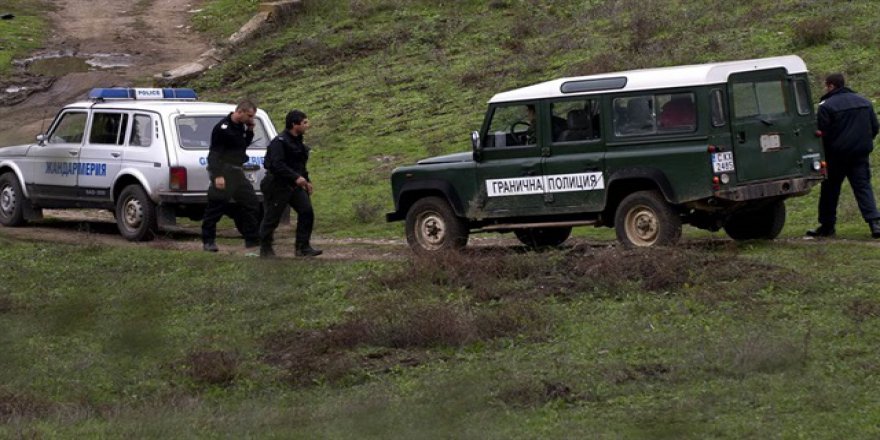 Bulgaristan firari FETÖ'cüyü iade etti