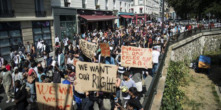Paris, sığınmacılar için yürüdü!
