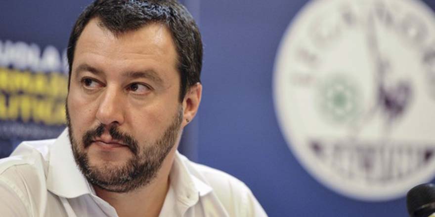 İtalyan muhalefet liderinden hakaret: "İslam bir din değil ki koruyalım"