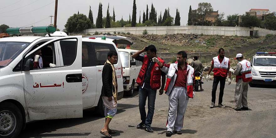 Yemen'de hastaneye hava saldırısı