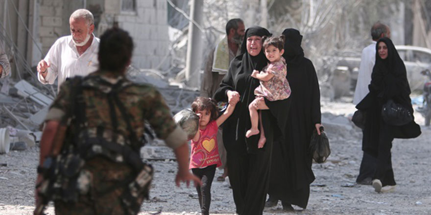 Muhalif komutan: Amerika IŞİD militanlarına göz yumdu