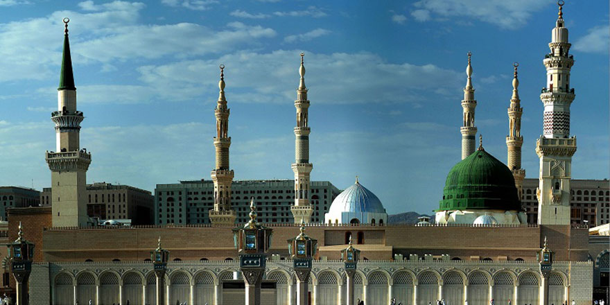 Mescid-i Haram ve Mescid-i Nebevi mobil rehberle gezilebilecek