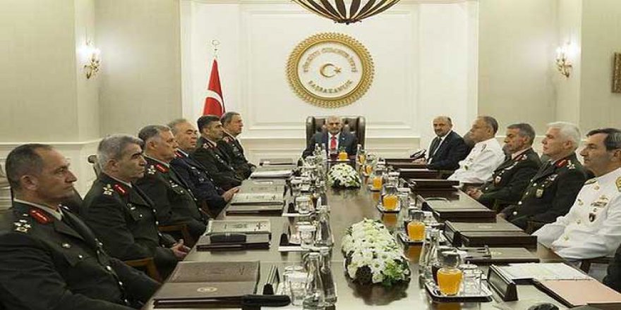 YAŞ kararları açıklandı