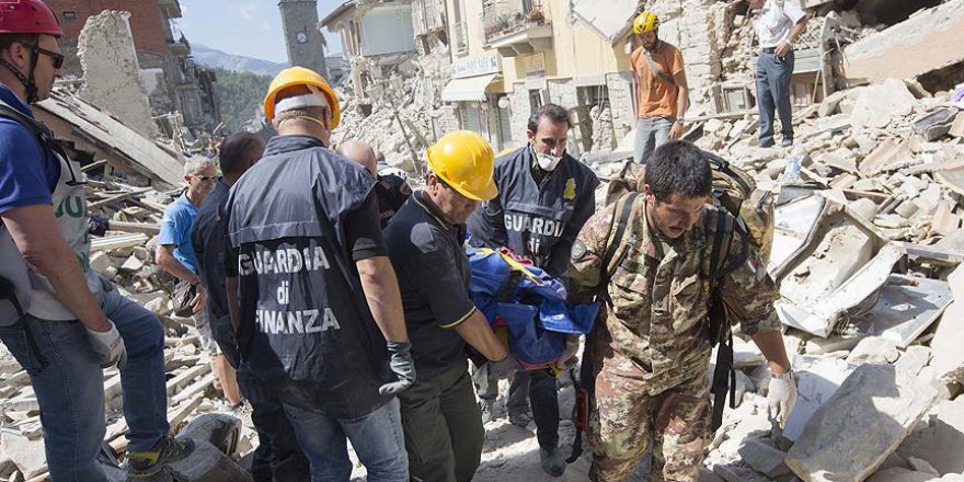 İtalya’daki depremde ölü sayısı 267'ye yükseldi