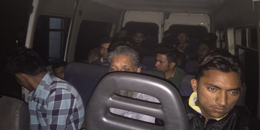 Edirne'de 280 sığınmacı ve kaçak yakalandı