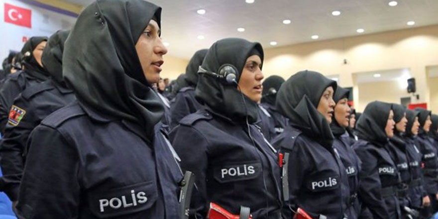 Türkiye'de kadın polislere başörtüsü serbestliği geldi