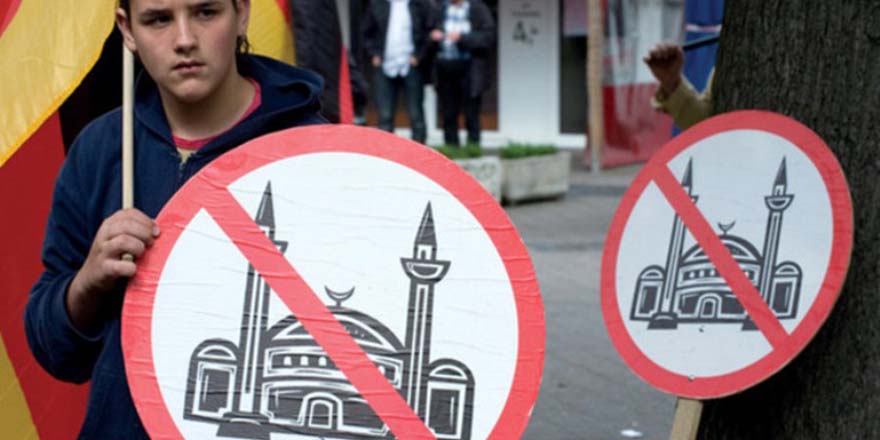 Batılı ülkelerde artan Türk ve İslam karşıtlığı Avrupalı Türkleri endişelendiriyor