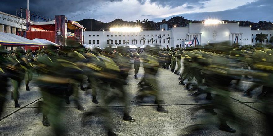 Venezuela ABD'yi darbe planlamakla suçladı