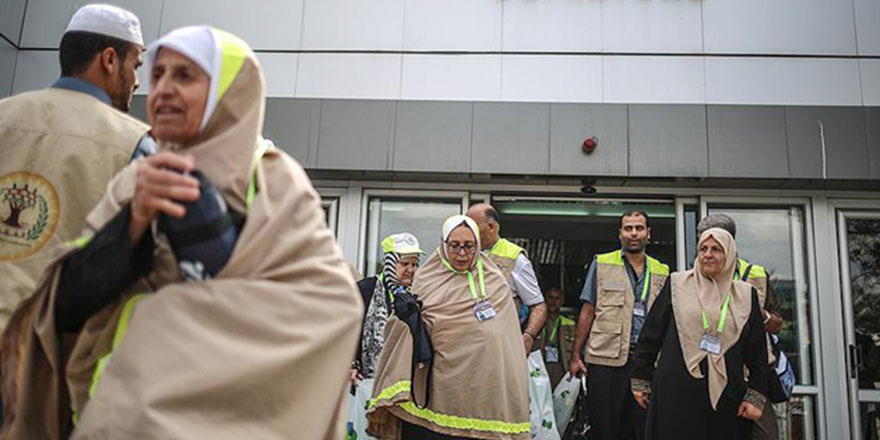Gazze'den ilk hacı kafilesi yola çıktı