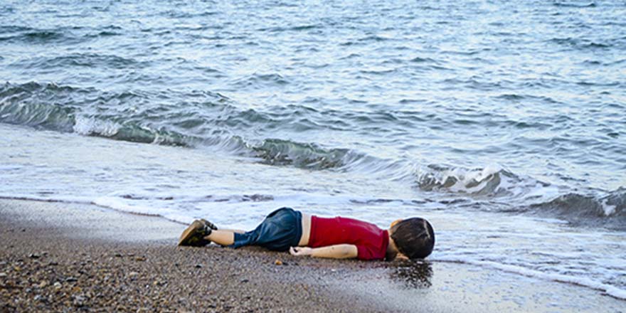 Akdeniz yüzlerce Aylan bebeğe mezar oldu