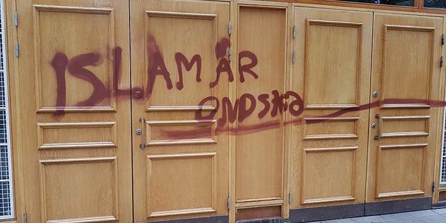 "İslam düşmanlığı tehlikeli boyutlara ulaştı"