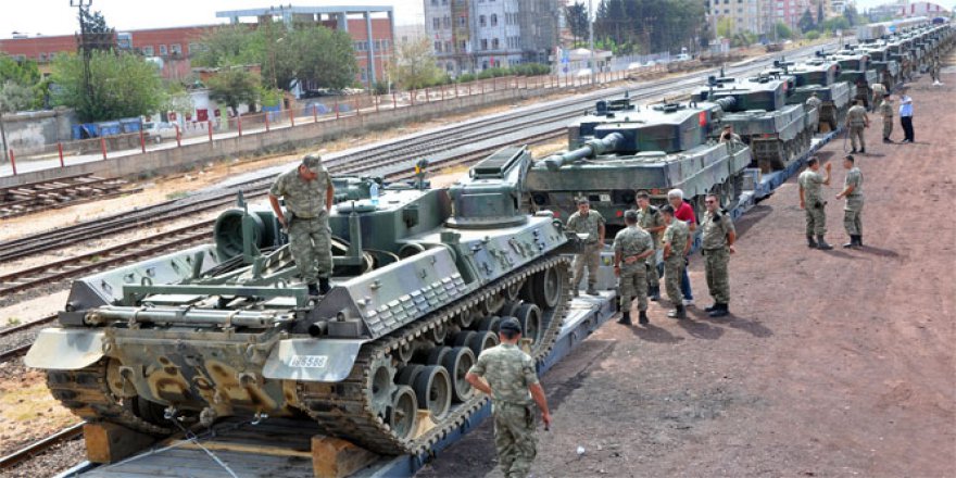 Maltepe askeri birliklerinin taşınması sürüyor