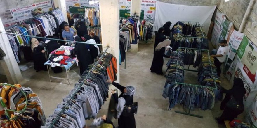 Suriye'deki ihtiyaç sahipleri için kıyafet yardımı