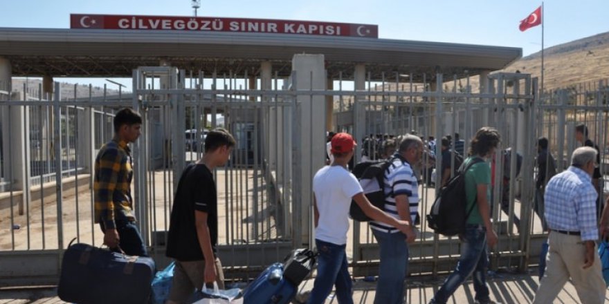 Suriyeliler ülkelerine gidiyor