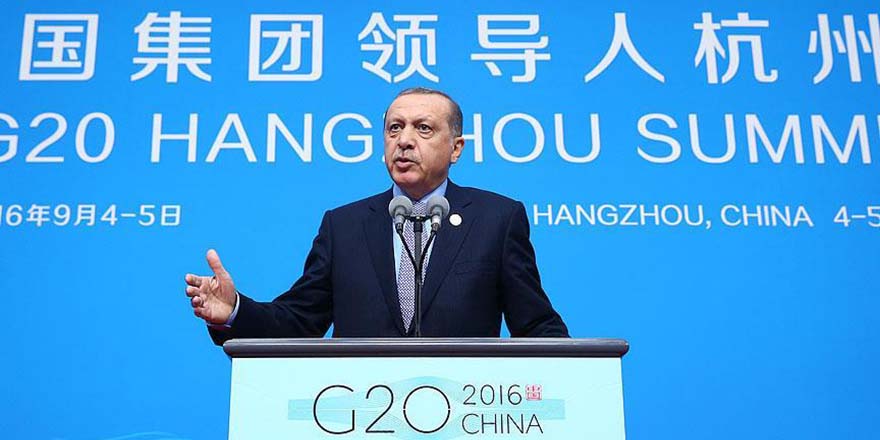 Erdoğan: Batı'nın sığınmacı sorunundaki ırkçı tavrı utanç vericidir
