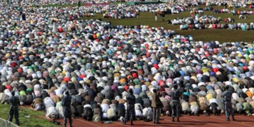 Namaz kılmayan, kimlere zulüm etmiş olur?