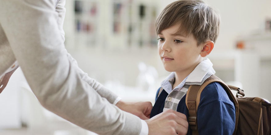 Okula yeni başlayan çocukların okula uyumu kolaylaştırmak için...