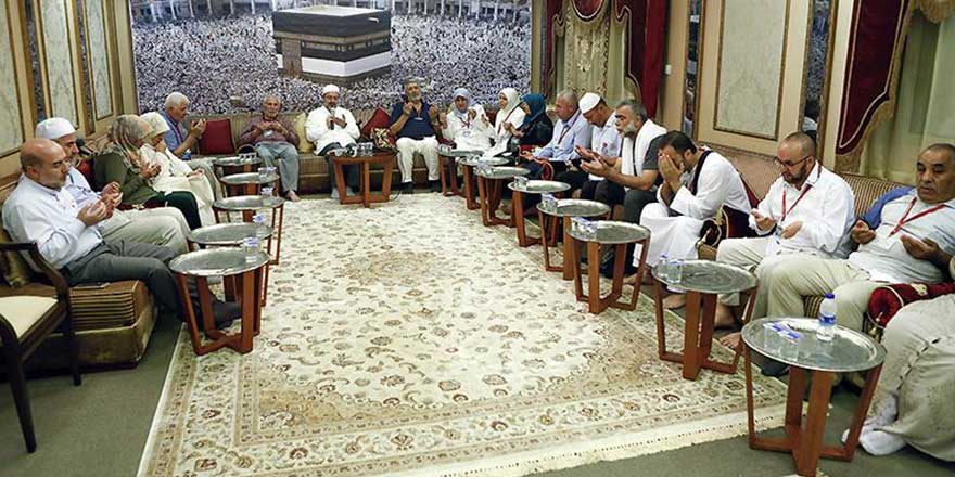 Arafat’ta klimalı yüksek çadırlar dünyaya örnek oldu