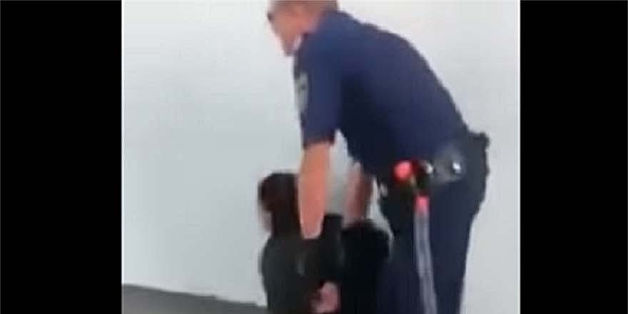 Viyana polisinden başörtülü kadına çirkin saldırdı