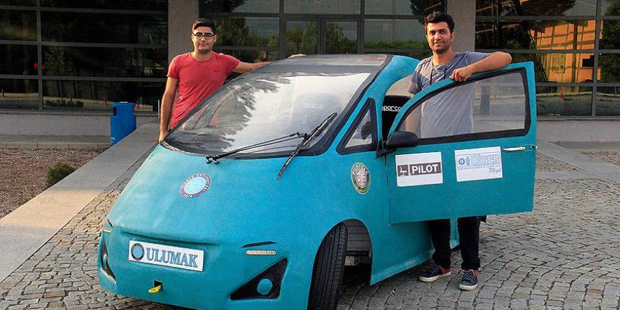 Tasarladıkları elektrikli otomobili bir ayda ürettiler