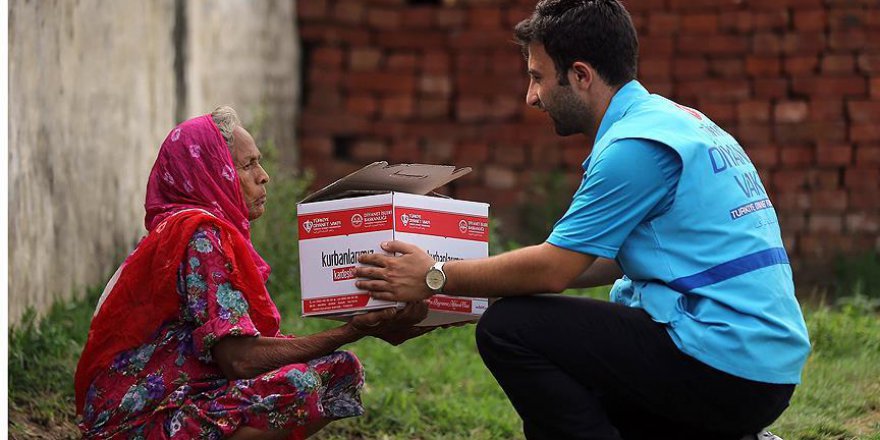 Türkiye'nin yardım eli, bayramda dünyayı sardı