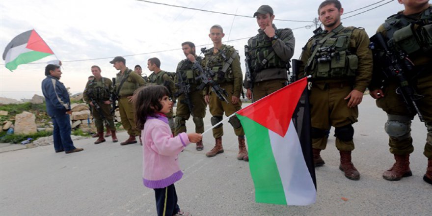 İsrail askerleri Filistinli kız çocuğunu yaraladı
