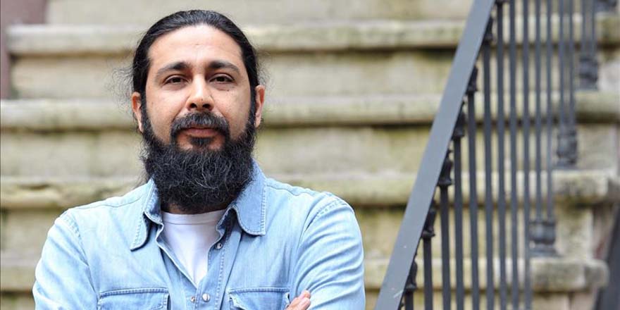 Müslüman bir ülkede sanat yapmayı tercih ediyorum