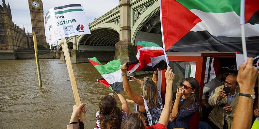 Londra'da Gazze yolundaki 'Özgürlük Filosu'na destek