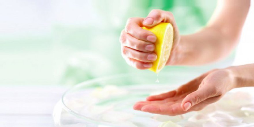 Dişinizi karbonat ve limonla beyazlatmayın