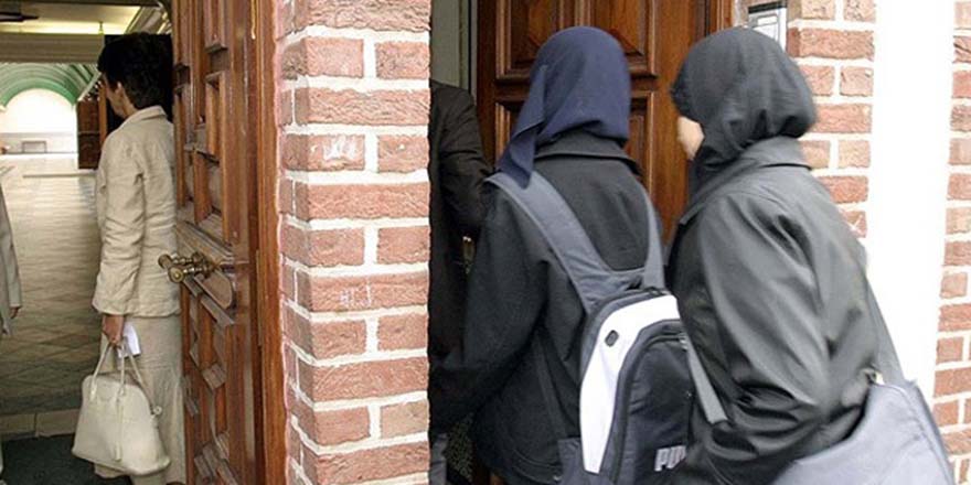 Belçika mahkemesinden sevindiren başörtüsü kararı