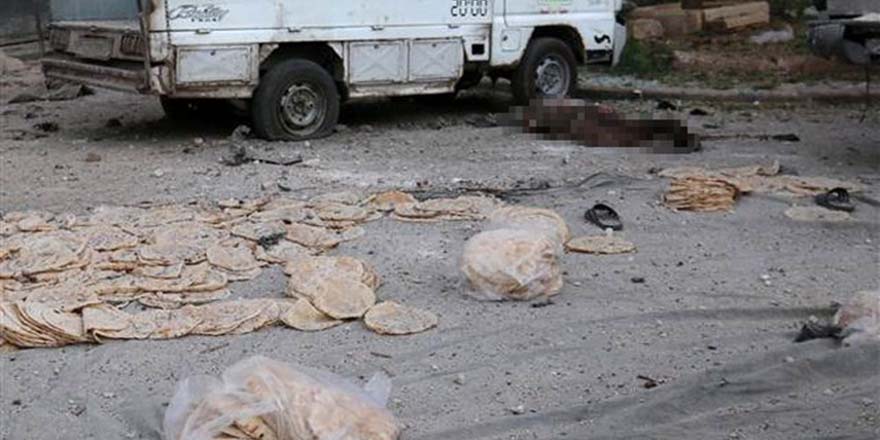 Zalimler fırında ekmek sırası bekleyenleri vurdu